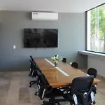 Premium Condo With Rooftop Pool, Gym, Coworking, Cinema