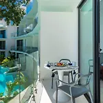 Apartment With Pool View Balcony In Veleta