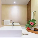 With Pool View Balcony In Veleta Apartment