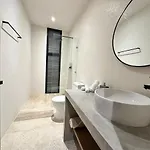 Luxury-8 Min To Beach-private Jacuzzi & Pool Apartamento