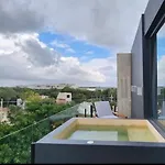 Iik Apartahotel *
