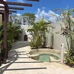 Your Perfect Space, Gf With Pool Access For 3