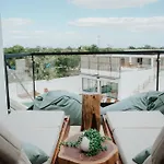 Casa Reina *