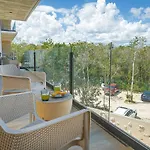 New Bamboo K\'Aak Pool & Roof