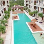 Penthouse Blue Luxury Kukulkan