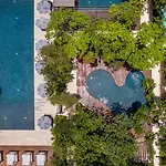 Exclusive 4Br Villa In Karanda With Pools And Paddle