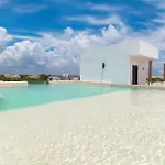 With Private Rooftop In Tulum, 2 Br * Tulum