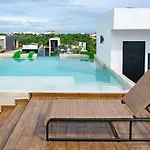 Chic 2br Condo, Private Jacuzzi And 2 Free Bikes Tulum