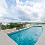 Stylish Loft With Pool Access Apartamento *