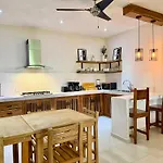 La Selva Apartment