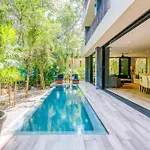 Luxurious Oasis Jacuzzi With Art Gallery And Pool Apartamento *