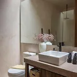 Jungle Apt, Private Pool & Security 24