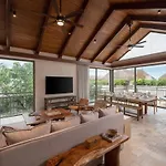 4br Stunning In Tulum's Heart