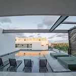 Luxury Lock Off In Apartment