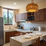 Getaway - 1br With 2 Queen Beds Pool Office Area & Gym Tulum