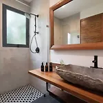 Luxury Jungle With Private Pool & Concierge