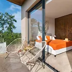 Vibra Bonito - Boho Chic With Rooftop & Infinite Pool *