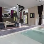 Villa Zero Zero