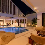 Villa La Coya *
