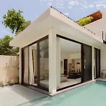 Casa Manati Modern Mansion With Pool