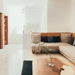 New Perfect For Groups 20 Guests