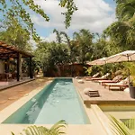 2Br Villa With Private Pool & Resort Amenities