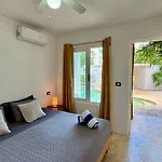 Casa Luma Boutique Pensión *