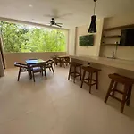 Great 3 Bedroom Apartment And Private Pool