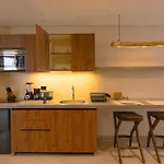 Getaway With Jacuzzi & Pools Apartamento