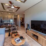 Amira - Stylish Penthouse With Rooftop Pool & Sea Horizon Apartamento *