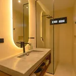 Getaway With Jacuzzi & Pools *