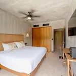 Elegant 1br Modern Near Chedraui Tulum