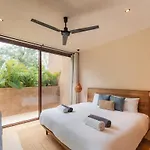 Stylish 2br Jungle Retreat With Plunge Pool & Rooftop Tulum