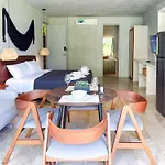 Jungle Private Pool King Bed Wifi 305 Apartamento *