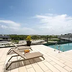 Apartment Elegant 1br Modern Near Chedraui *