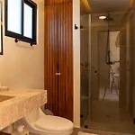 Ph 3br Jacuzzi Club Pass *