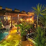 Hotel Maison