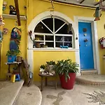 Maison Hotel 3*