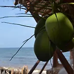 La Del Sol Boutique