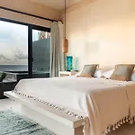 La Del Sol Boutique Hotel 3*