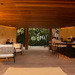 Hotel (adults Only)