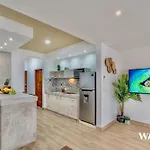 Villa Exclusive 3-bedroom House With A Large Roof Terrace And Private Pool