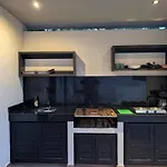 Villa Luxury 4 Bedroom With Private Pool *