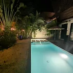 Luxury 4 Bedroom With Private Pool
