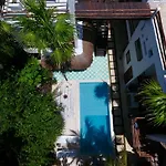 Tuup Jungle Apartahotel