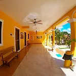 Scarlette Hotel 3*