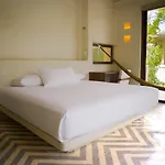 Hotel Holistika Tulum