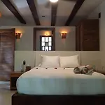 Casa Violeta