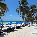 El Paraiso 4*