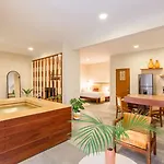 Xperience Hotel 5*